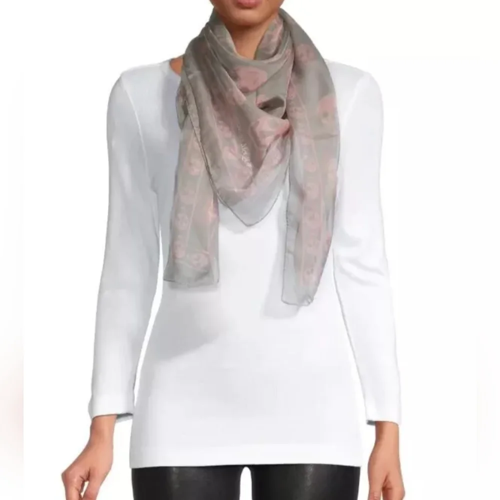 NWT ALEXANDER MCQUEEN Muted Silk Chiffon Skull Scarf Grey / Pink 💫HOST PICK💫 - Picture 3 of 7